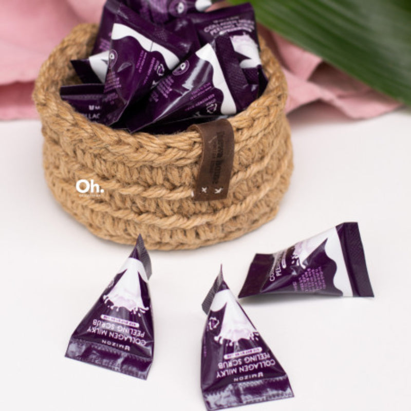 Collagen Milky Peeling Scrub