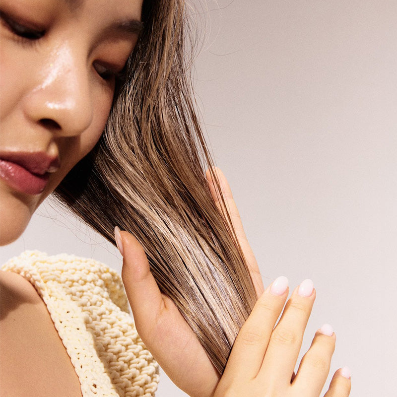 Core Rebuild Gentle Satin Hair Essence