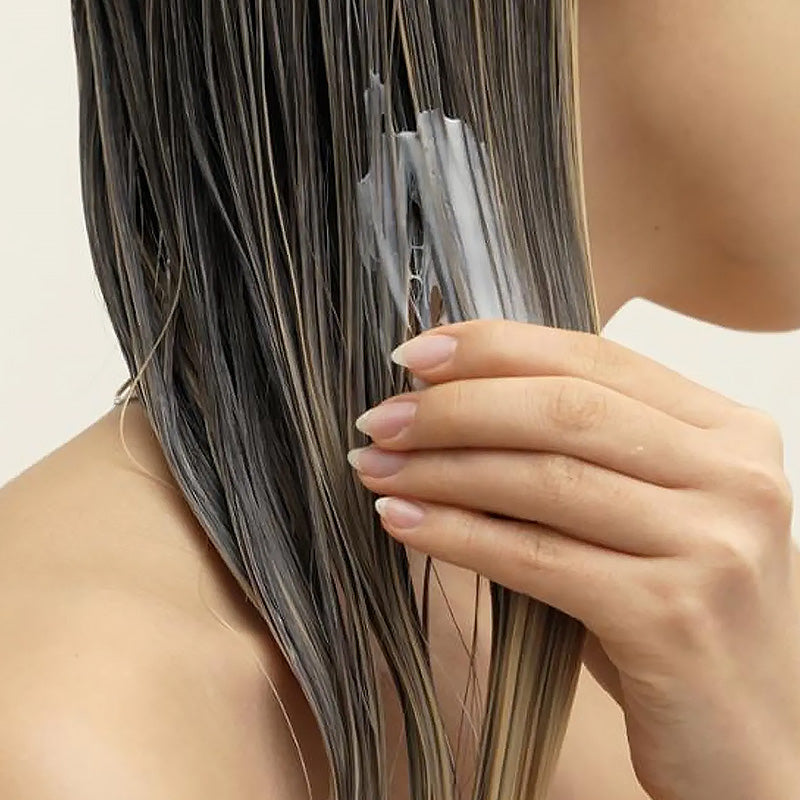 Core Rebuild Straight Slick Hair Milk